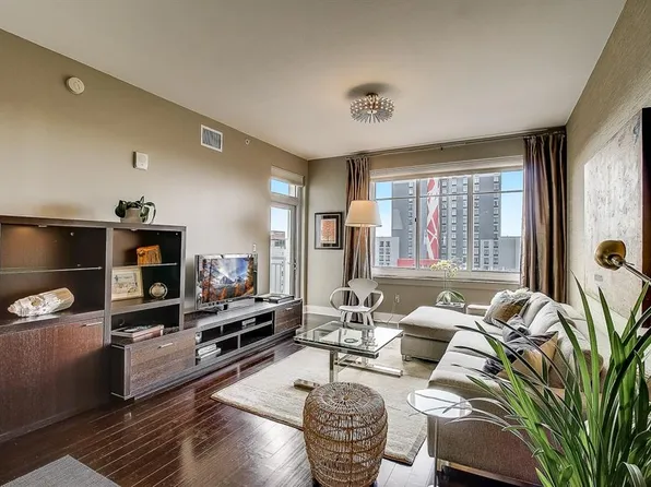 603 Davis St APT 906, Austin, TX 78701