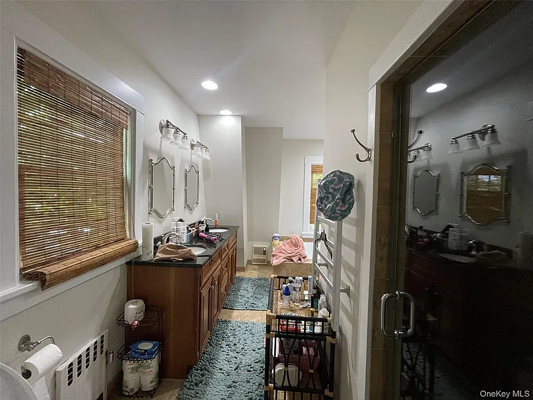 38 Gedney Park Dr — Photo 17