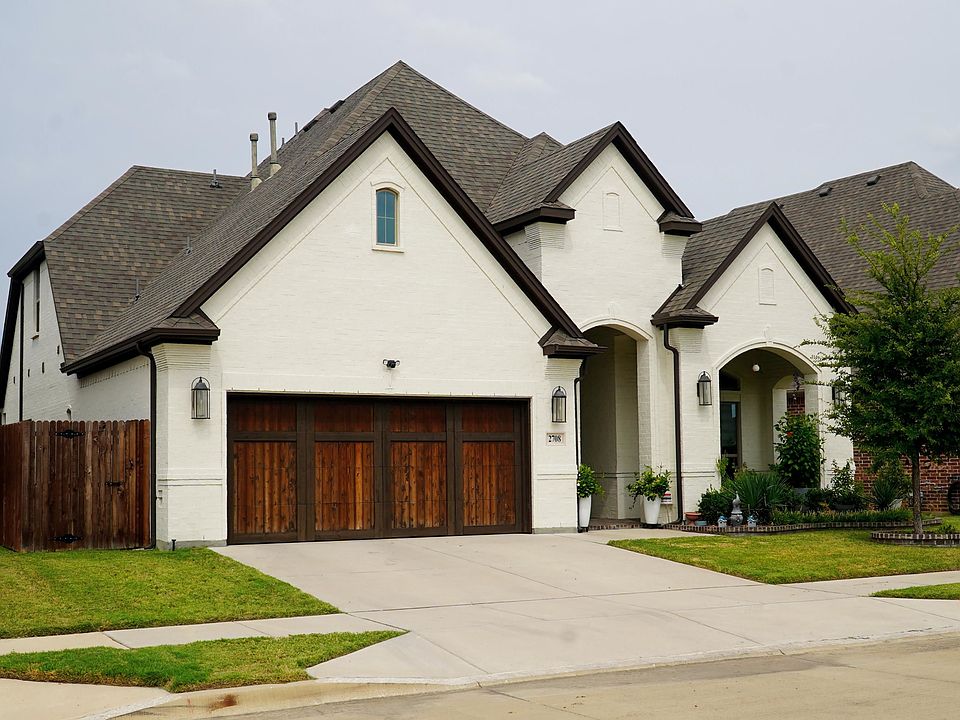 1st image of 2708 Stadium View Dr