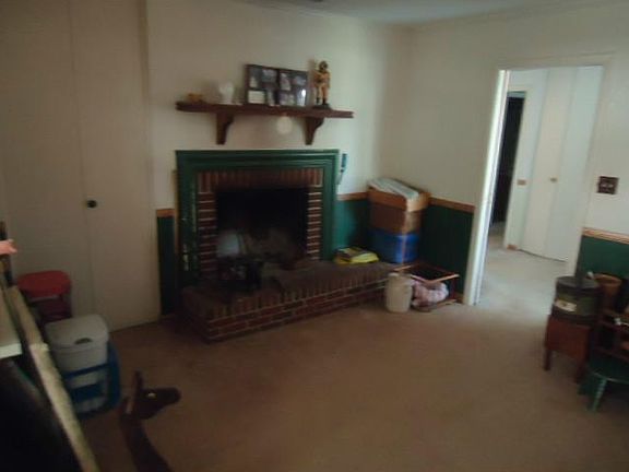 5th image of 46 Bonita Dr
