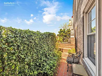 Rented by Sotheby's International Realty