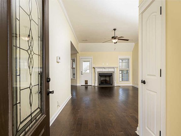 4th image of 1752 Spring Haven Dr