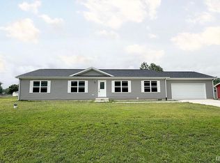 4195 N Lighthouse Dr, Warsaw, IN 46582