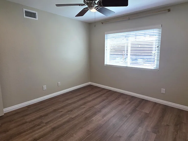 768 Valley Crest Dr — Photo 19