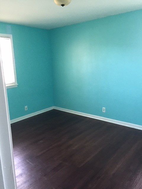 1st image of 1058 N 38th St