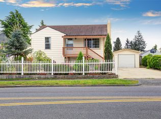313 SW 136th St, Burien, WA 98166