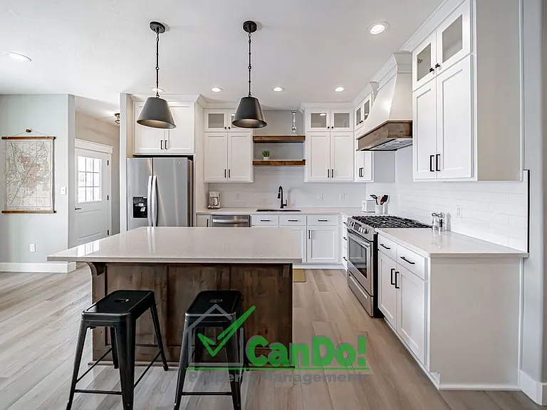 1491 Fremont Ave — Photo 4