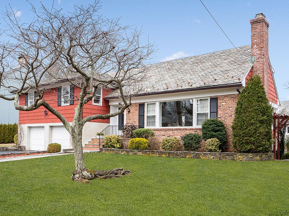 1st image of 3 Margaret Ln