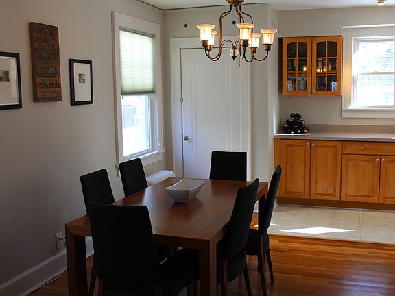 5th image of 85 Longview Ave