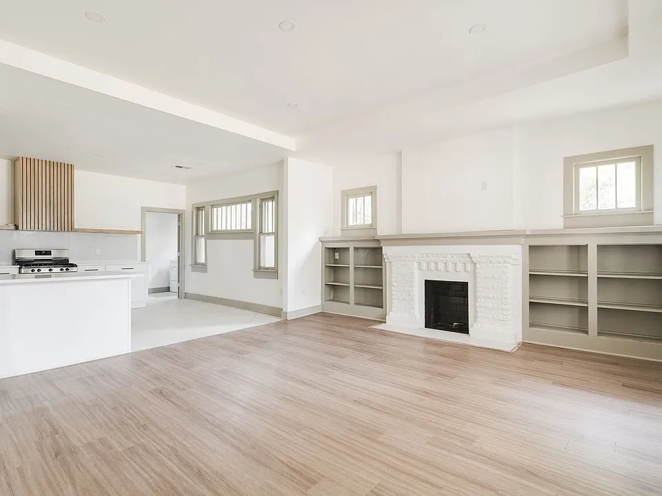 436 NW 29th St