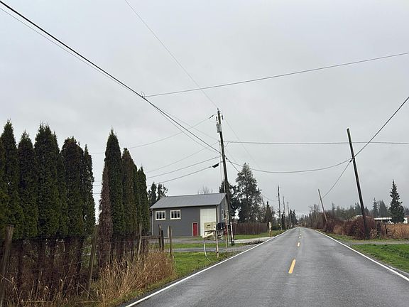 4th image of 16015 19th Ave NE