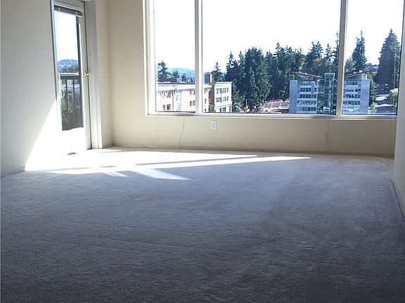 2nd image of 177 107th Ave NE APT 907