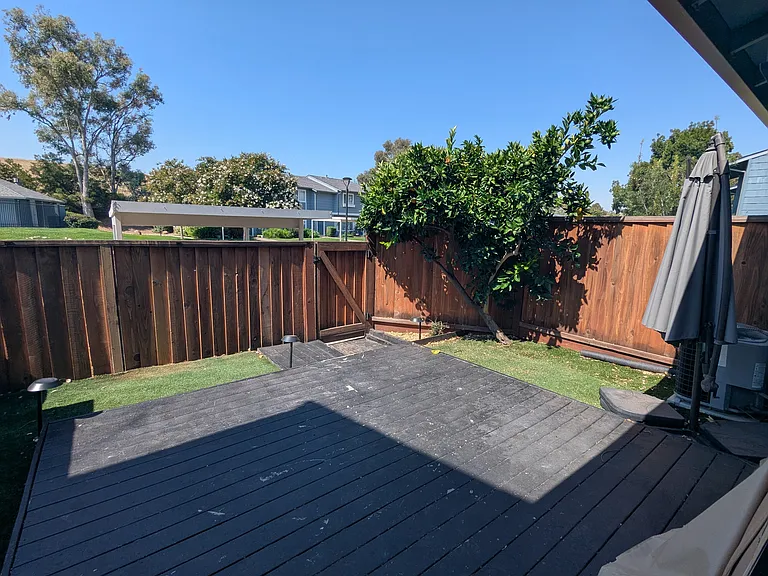1297 Spring Valley Cmn — Photo 10