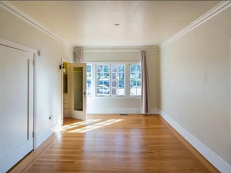 2720 College Ave #2 — Photo 14