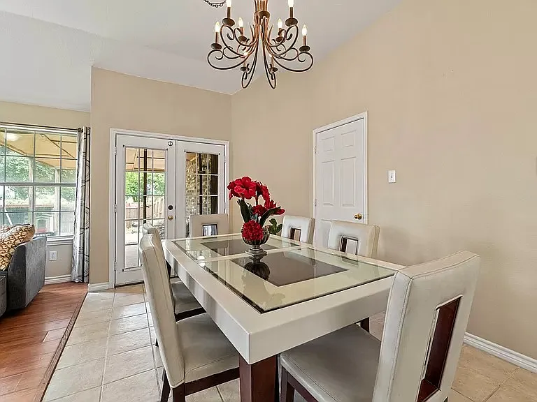 10309 Belfort Dr — Photo 9