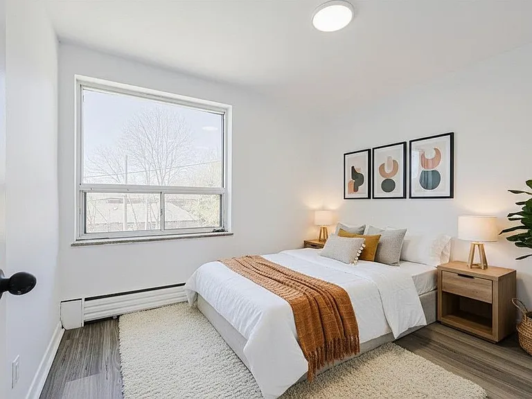 2208 Dufferin St #107 — Photo 9