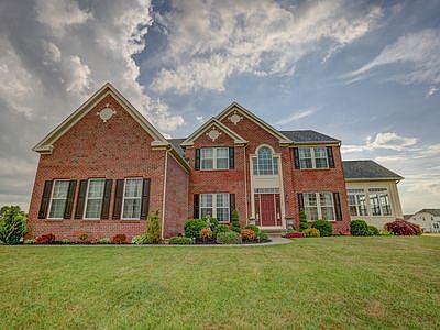 1st image of 508 Aviemore Dr