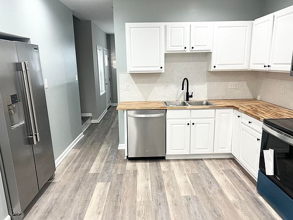 4th image of 1862 Colchester Dr