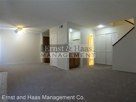 4th image of 849 E Victoria St Unit 406