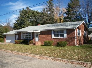 2125 Indiana Ave, Stevens Point, WI 54481