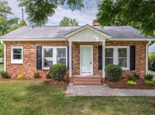 1415 Long St, Burlington, NC 27215
