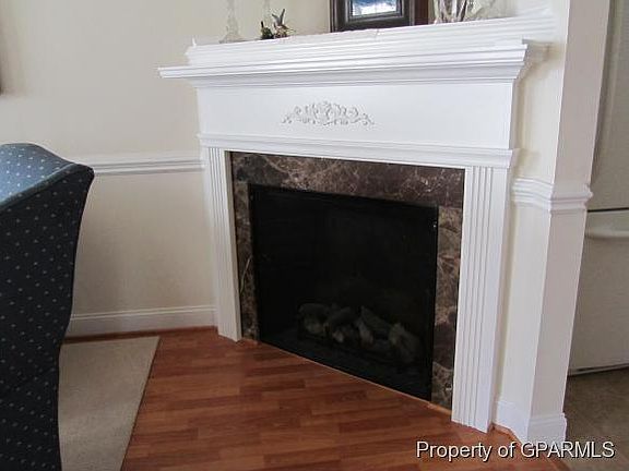 3rd image of 2520 Saddleback Drive #B