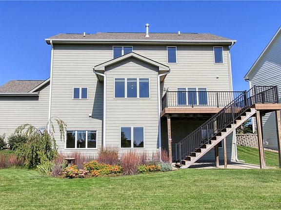 2nd image of 1660 SE Greenbriar Cir