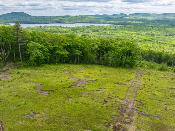 983 Barrett Hill Road, Union, ME 04862