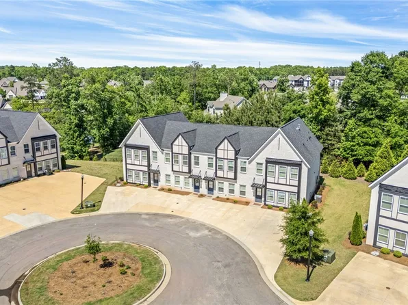 569 Waterpoint Way, Opelika, AL 36801