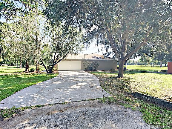 3rd image of 7506 Silver King Dr