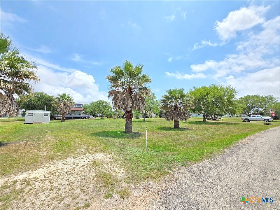 1st image of 631 W Bayshore Dr