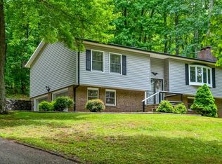 516 Mount Jefferson State Park Rd, West Jefferson, NC 28694