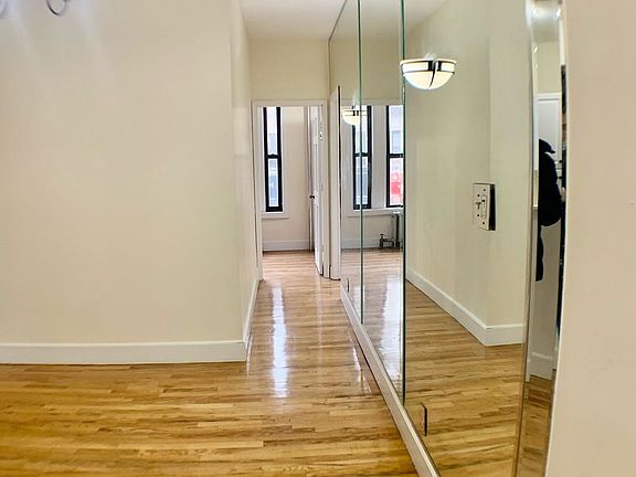 2nd image of 807 Nostrand Ave #B2