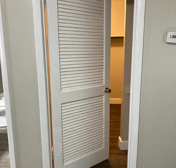SRA 304 BR to Walk In Closet_07012024