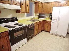 5th image of 807 Elmont Dr