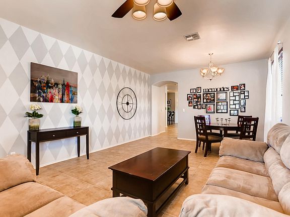 Living room 2