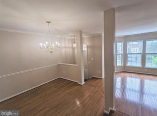 2909 Mainstone Dr, Fairfax, VA 22031