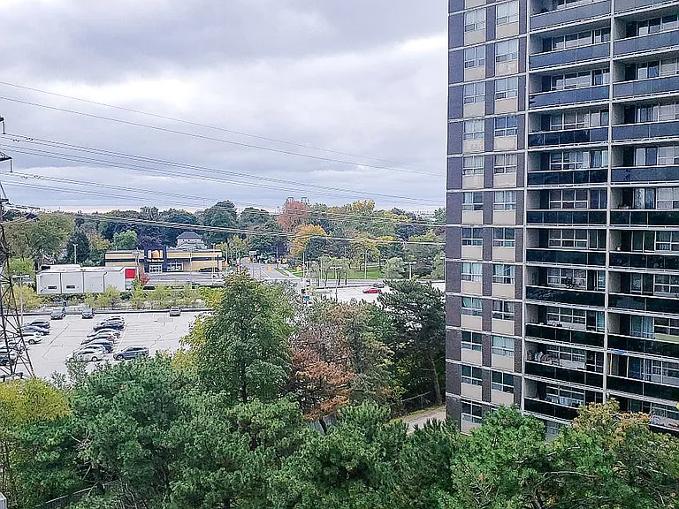 9 Mabelle Ave #625 — Photo 9