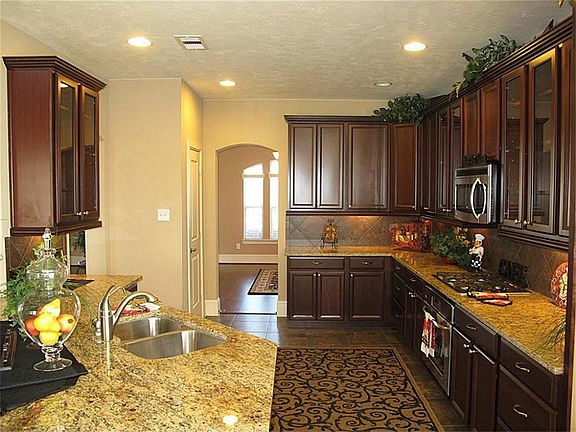 3rd image of 18919 Emery Meadows Ln
