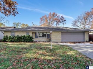 731 N 58th St, Lincoln, NE 68505
