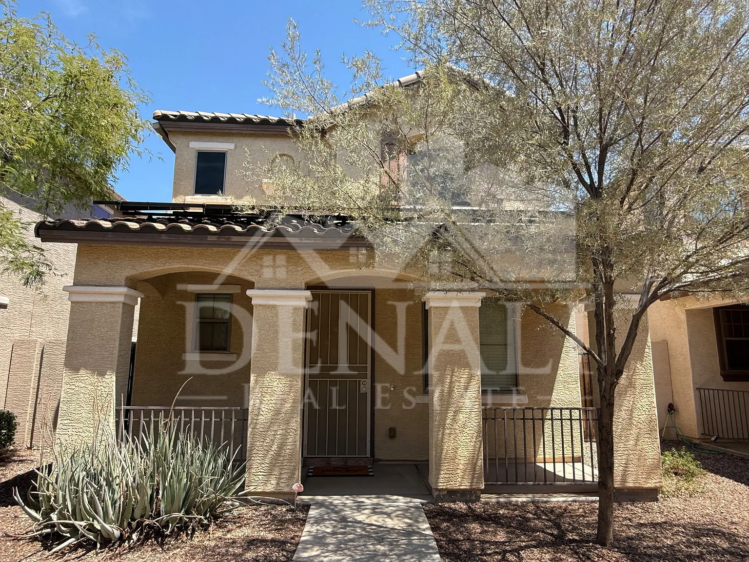 3 bed, 2.5 bath, 1564 sqft, $2,295 — Photo 1