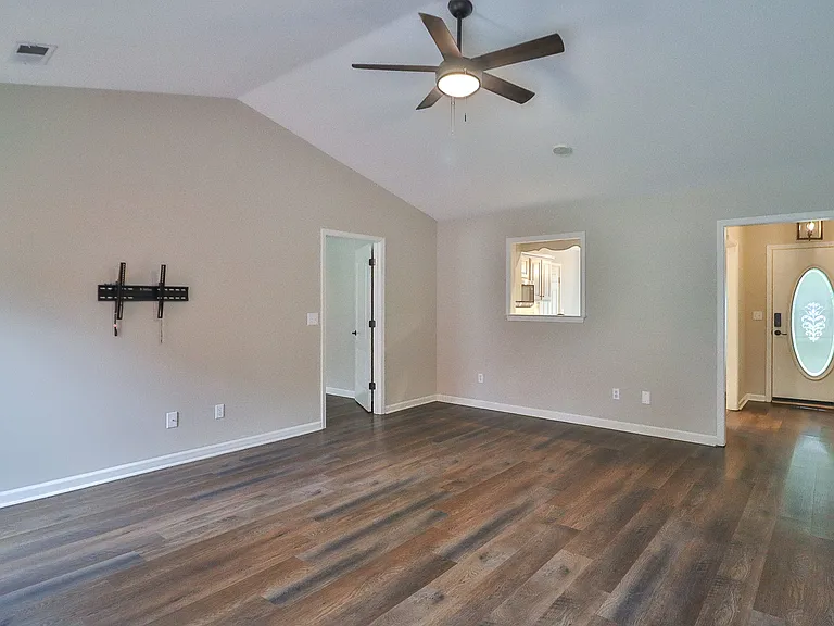 1914 Sandbrook Dr — Photo 19