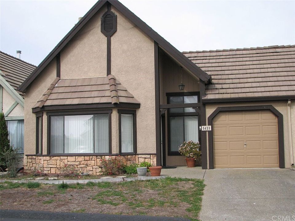 1st image of 5423 Oxford Dr