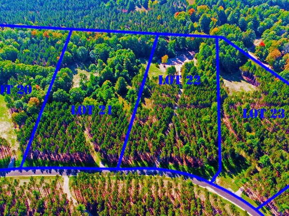 Dockery Rd NW Unit 22, Williamsburg, MI 49690