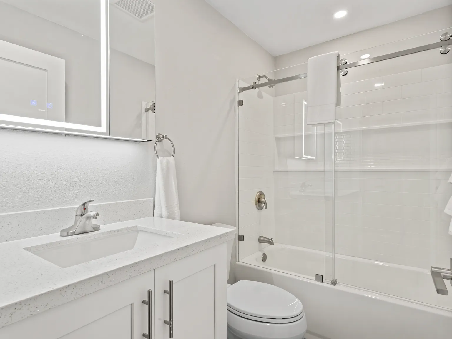 1 bed, $2,850 — Photo 2