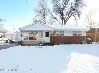 7413 Lyons St, Morton Grove, IL 60053