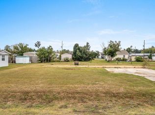 2501 Salmon St, Lake charles, LA 70605