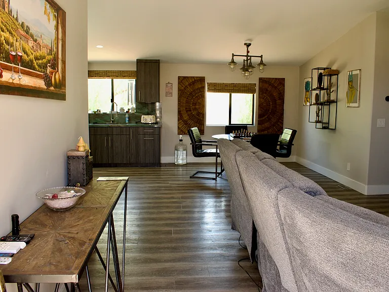 25560 Bundy Canyon Rd — Photo 10