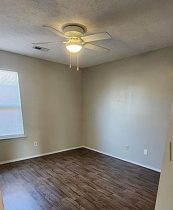 4th image of 2513 Haviland Dr