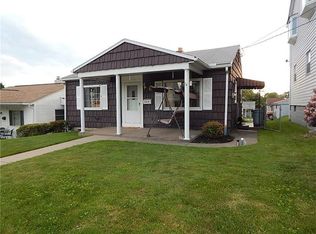 459 Washington St, Springdale, PA 15144